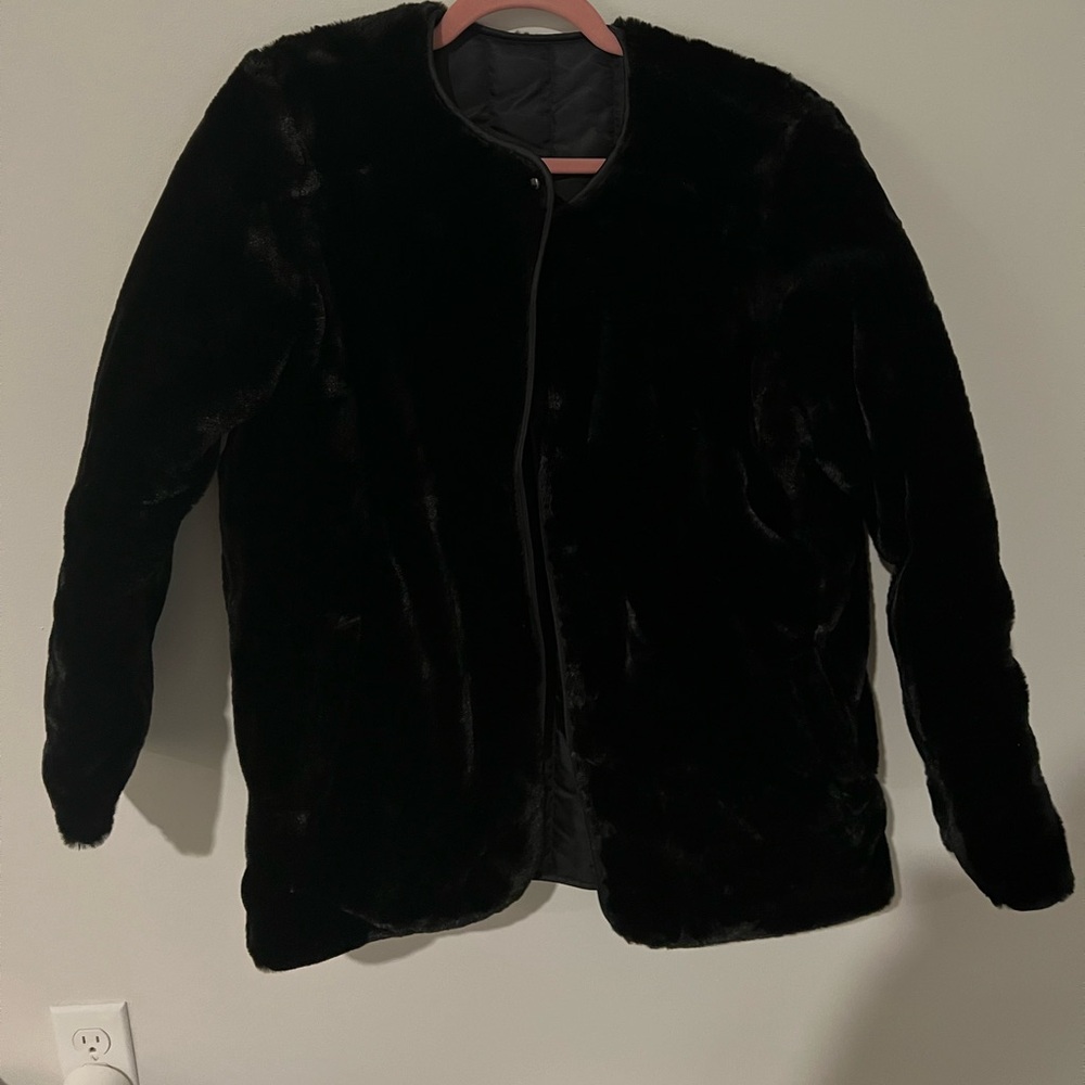 Kooples women’s black reversible faux fur jacket, size 1